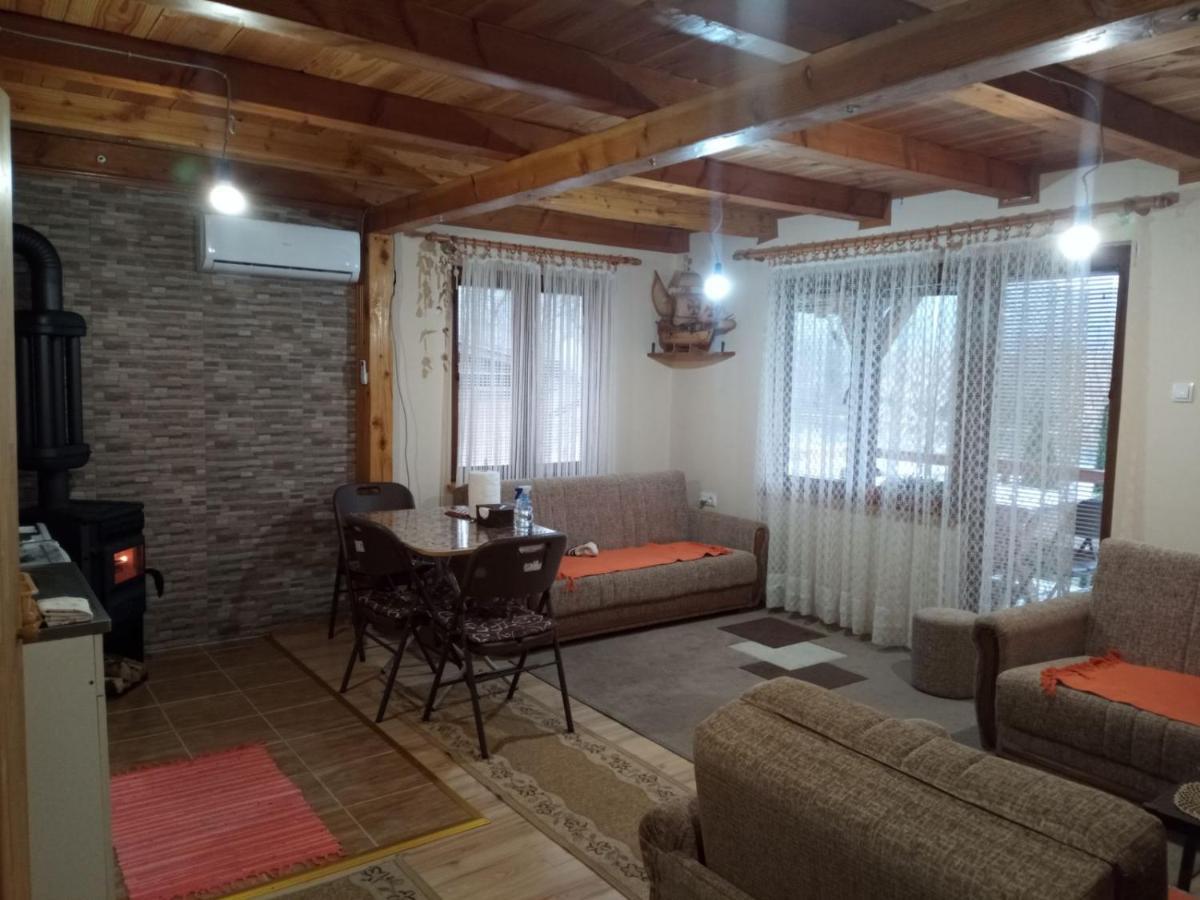 Apartman "Kapetana Luka" Ljubovija Kültér fotó
